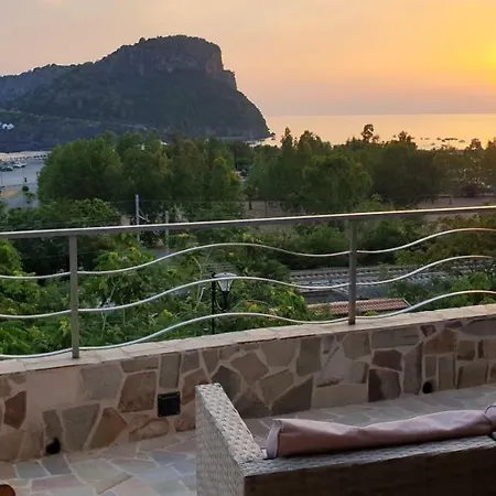 La Casa Del Tramonto Holiday home *